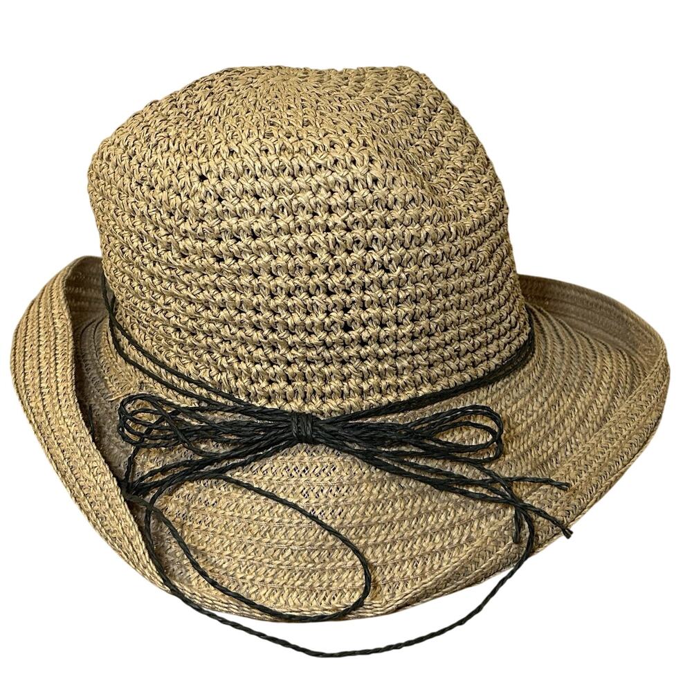 Taiwanese Paper Fiber Hat with Cowrie Sheels 22"